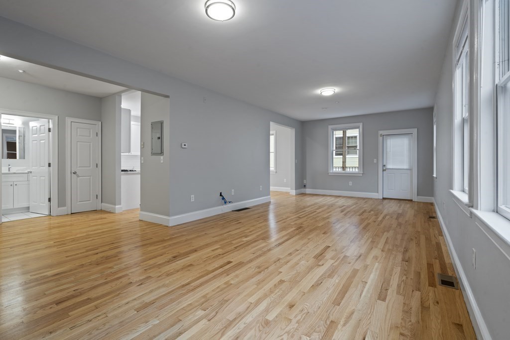 320 W Broadway # 2