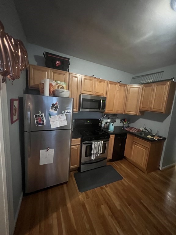 76 Phillips Street # 2