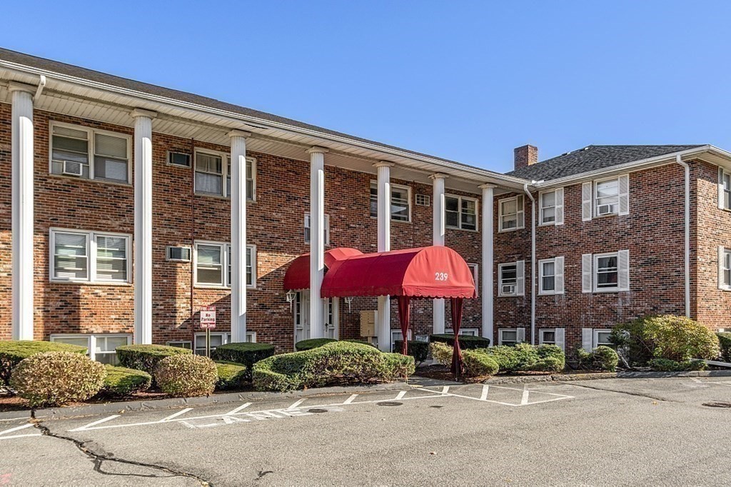 239 Main St # B10