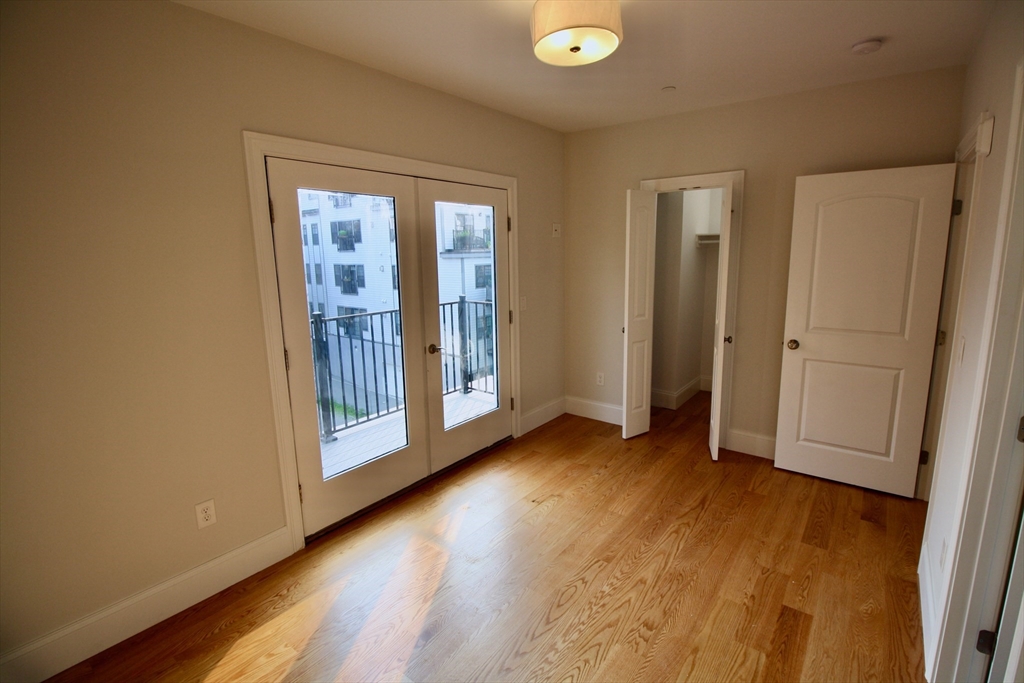 276 Athens St PH