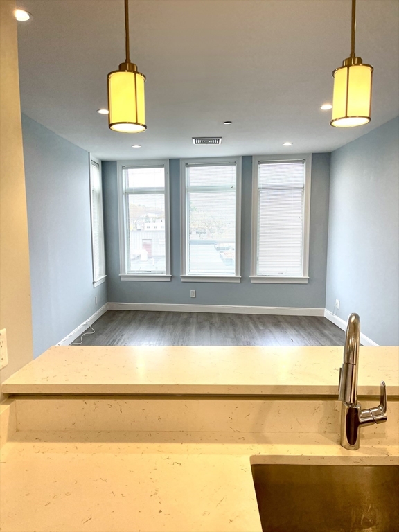 4945 Washington Street # 404