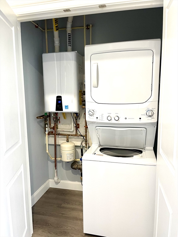 4945 Washington Street # 404