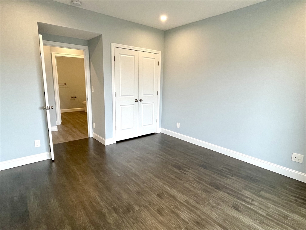 4945 Washington Street # 404