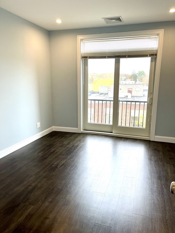 4945 Washington Street # 404