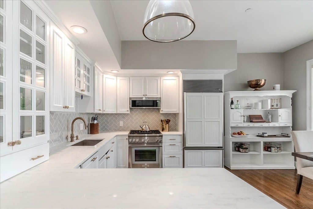 17 Park St # 1
