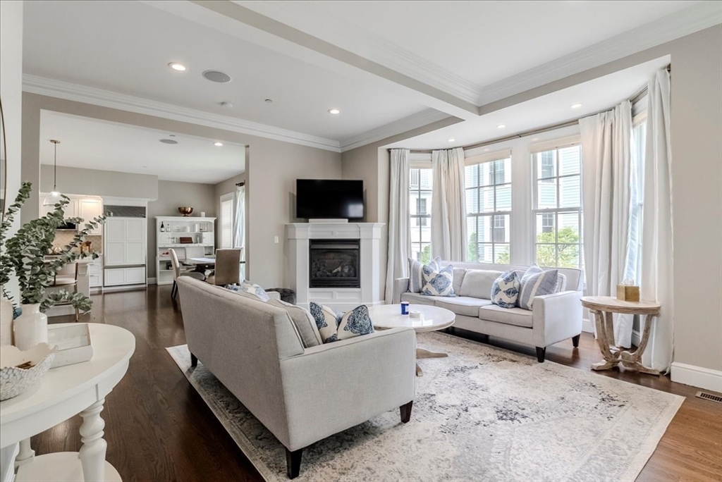 17 Park St # 1