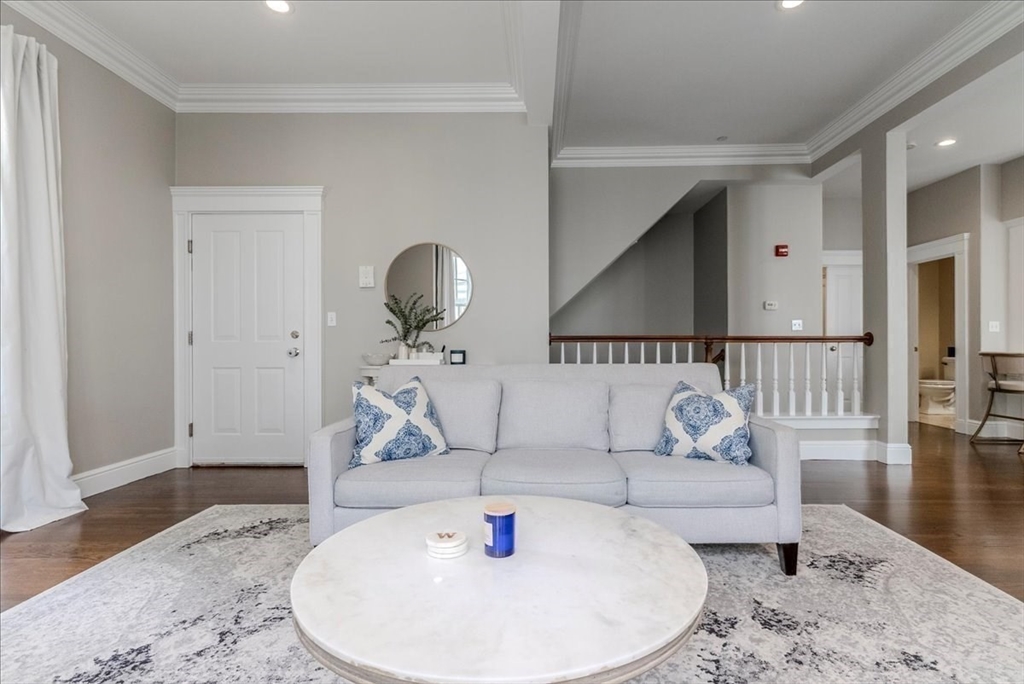 17 Park St # 1
