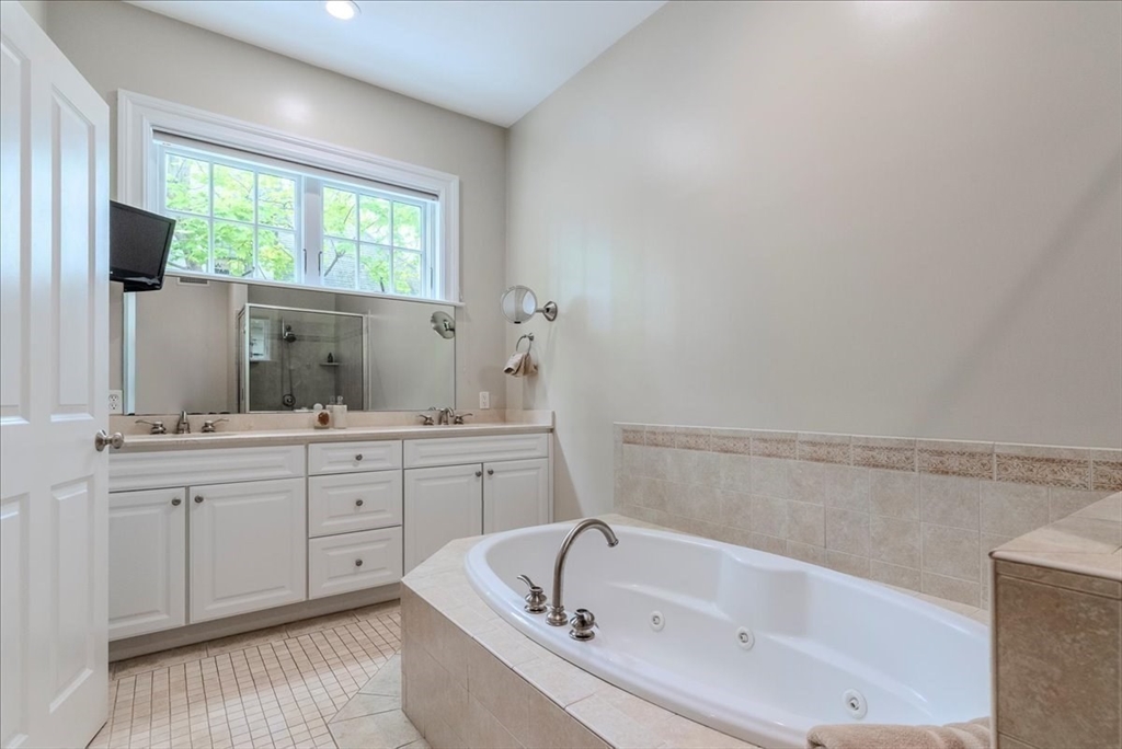 17 Park St # 1