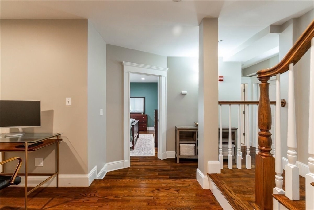 17 Park St # 1