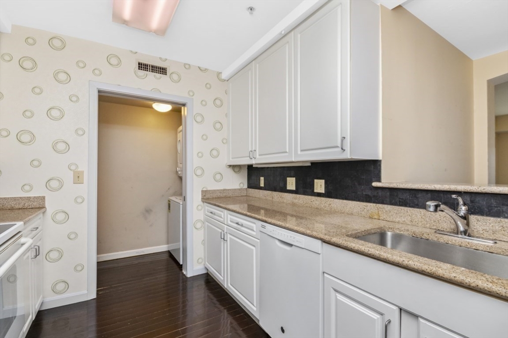 175 Cottage Street # 413