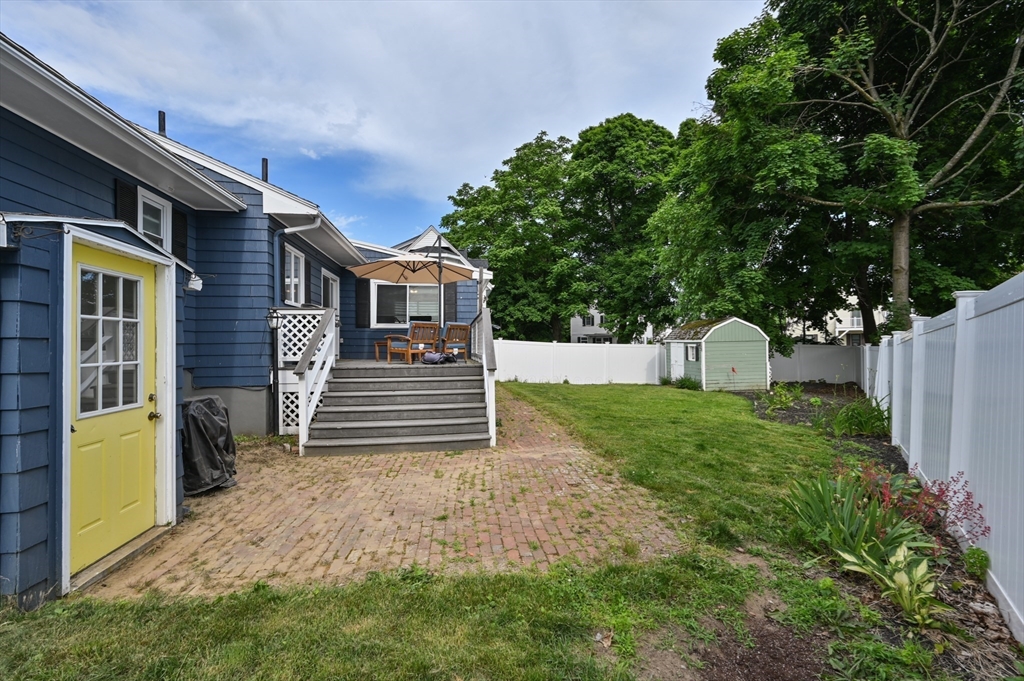 3 Bowman St