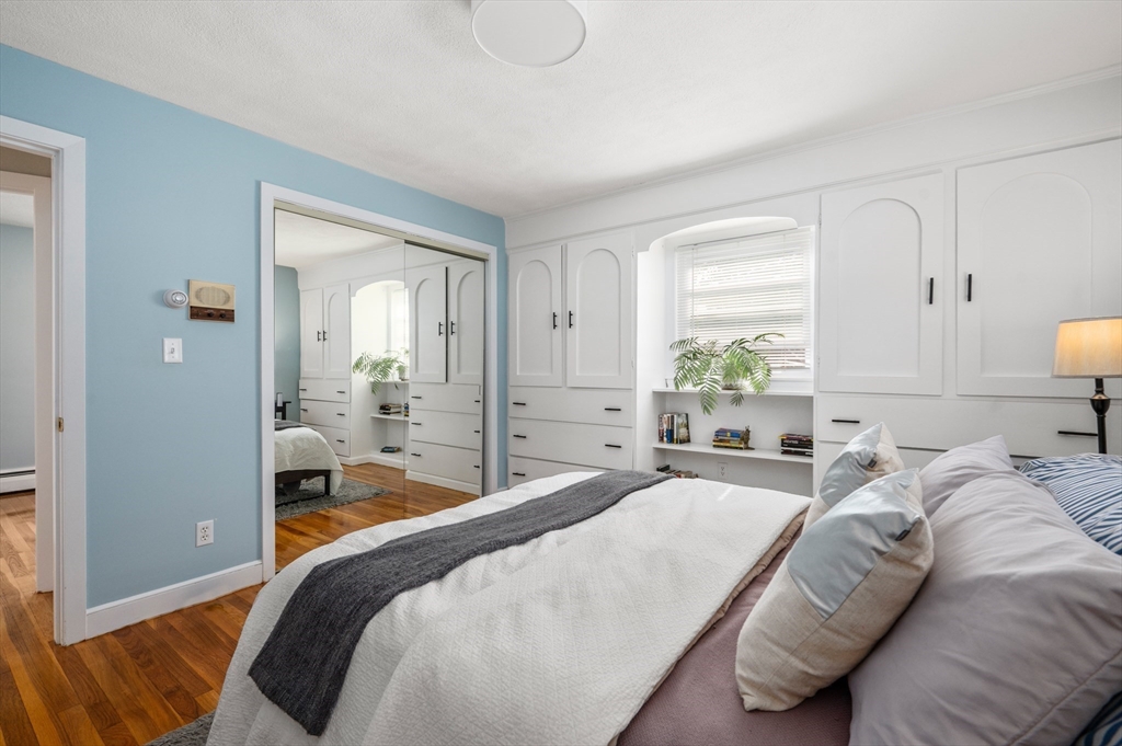 3 Bowman St