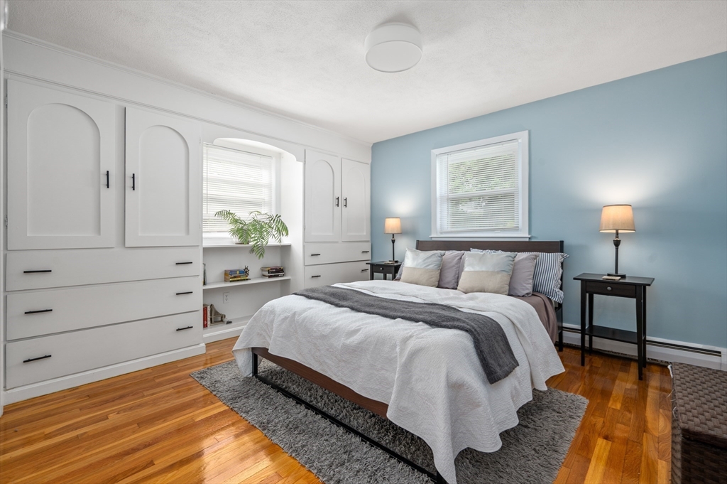 3 Bowman St