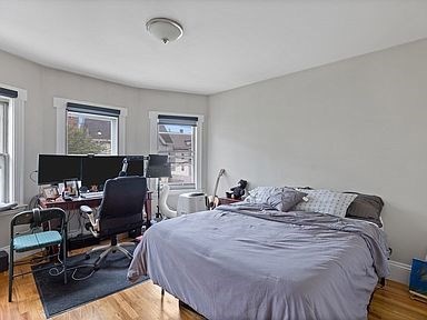 14 Staples Avenue # 2