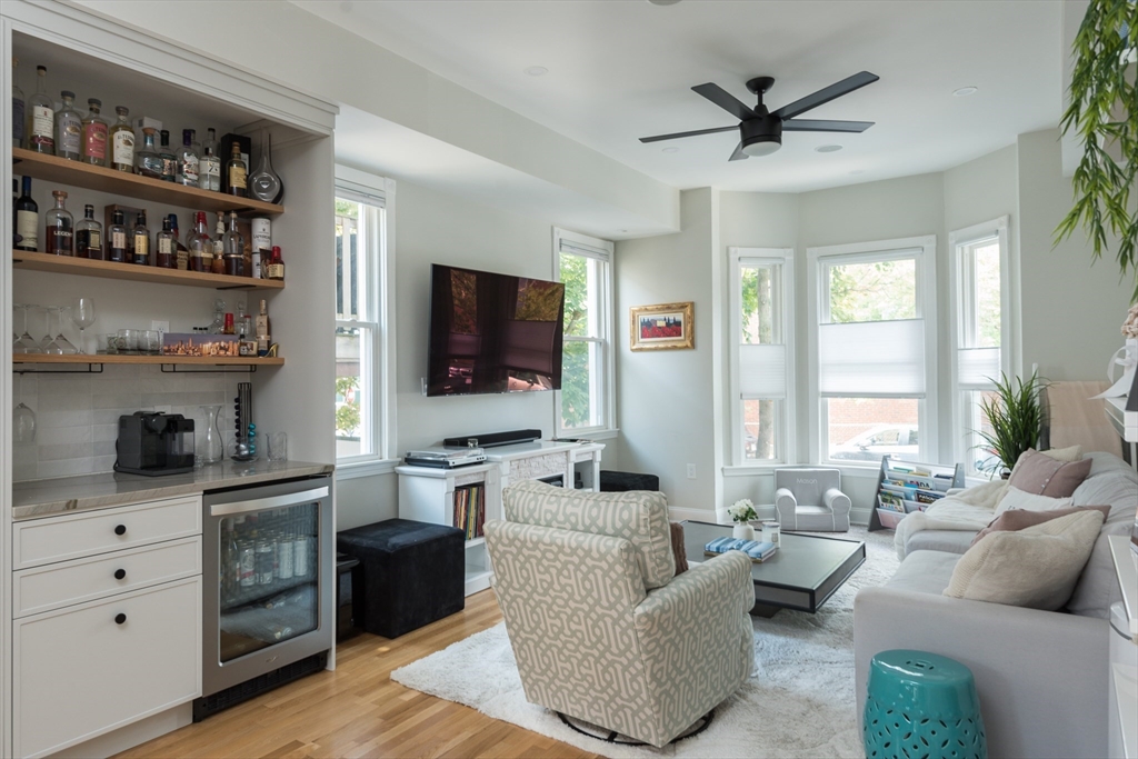 84 H St # 1