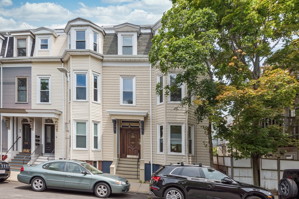 84 H St # 1