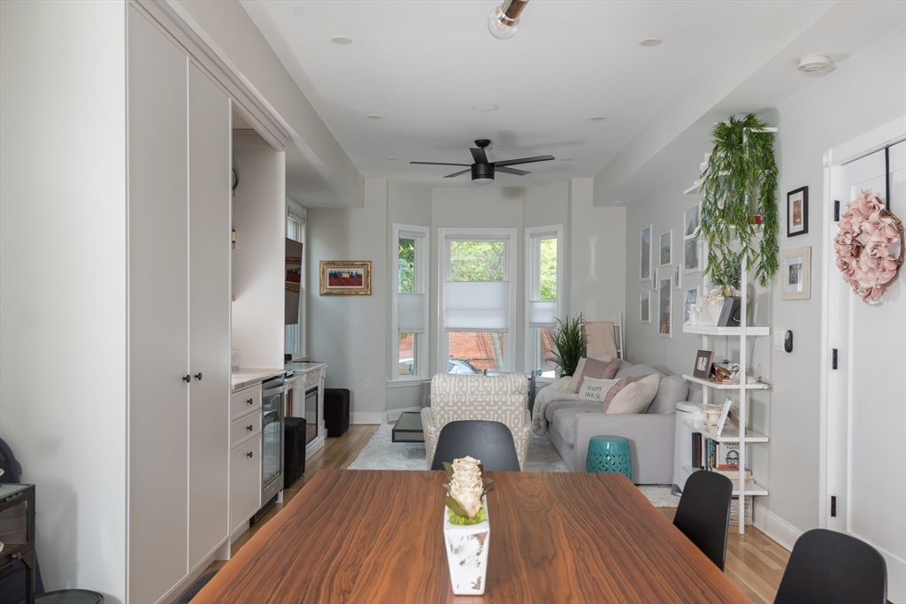 84 H St # 1