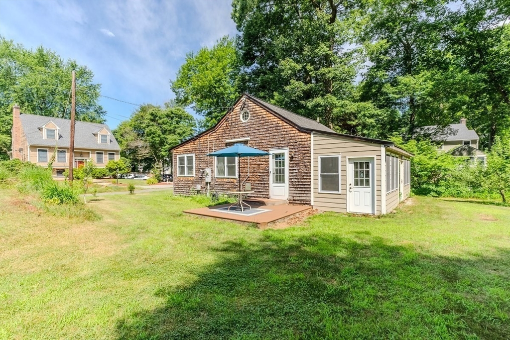 12 Camp Rd
