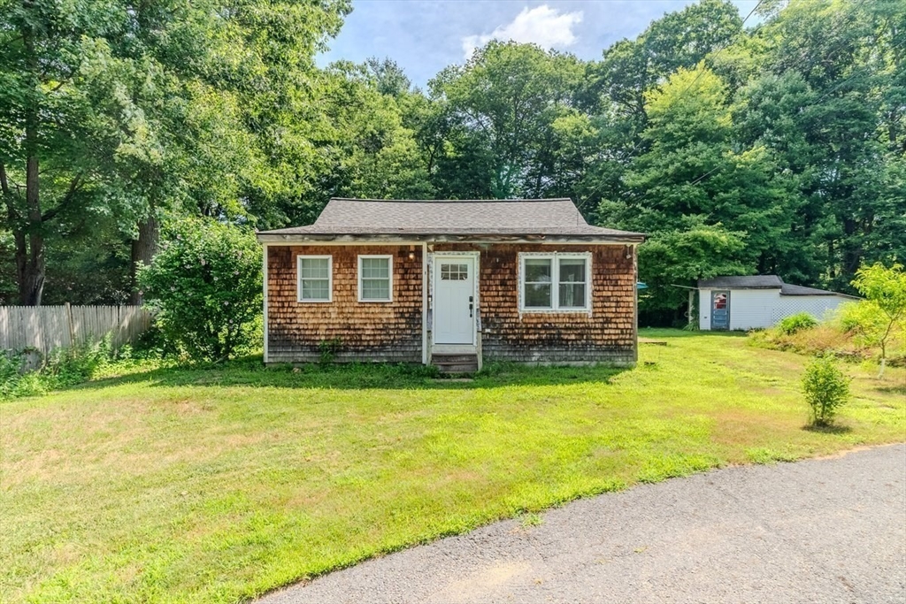 12 Camp Rd