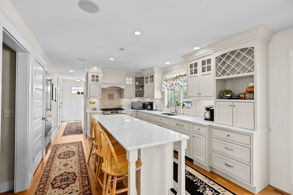 33 Oceanside Dr