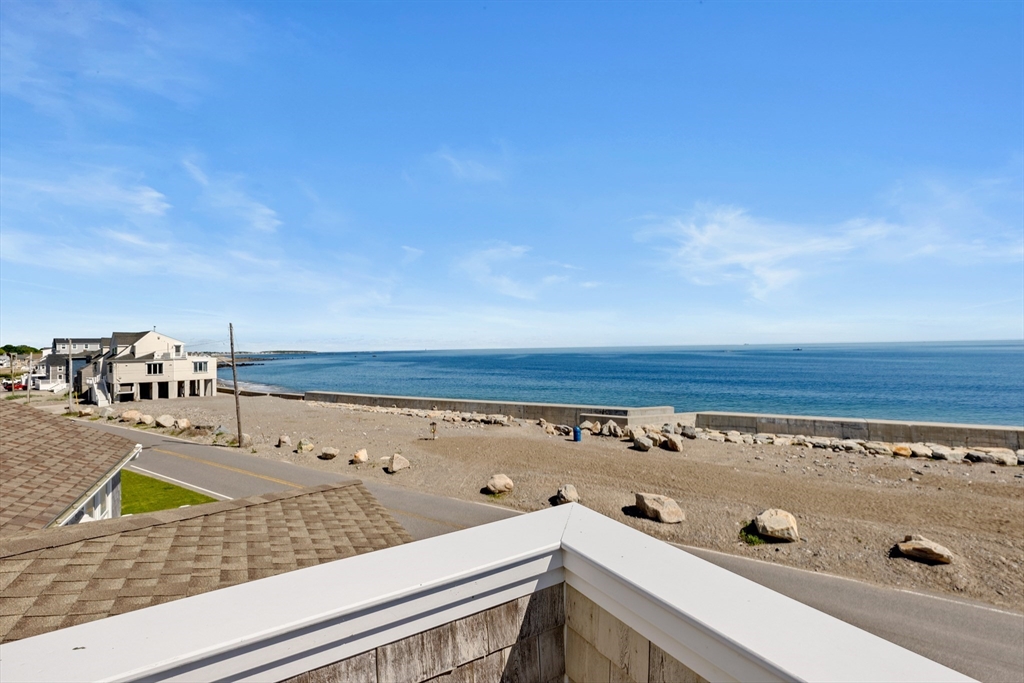 33 Oceanside Dr