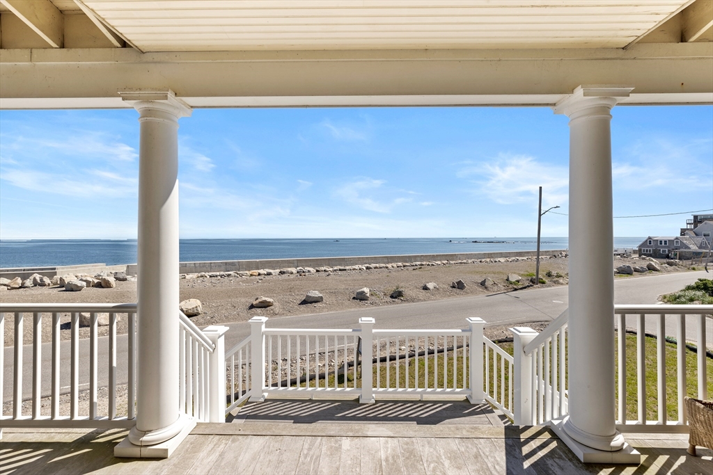 33 Oceanside Dr