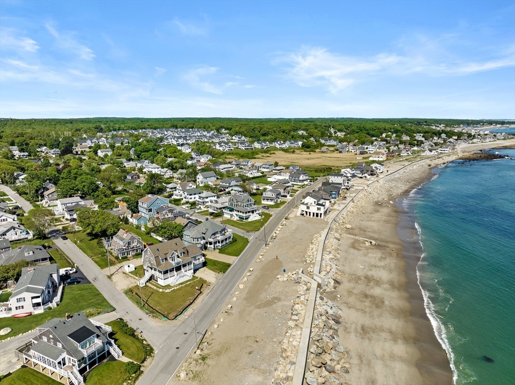 33 Oceanside Dr