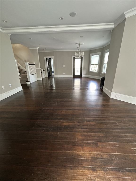 53 Bakersfield St # 2