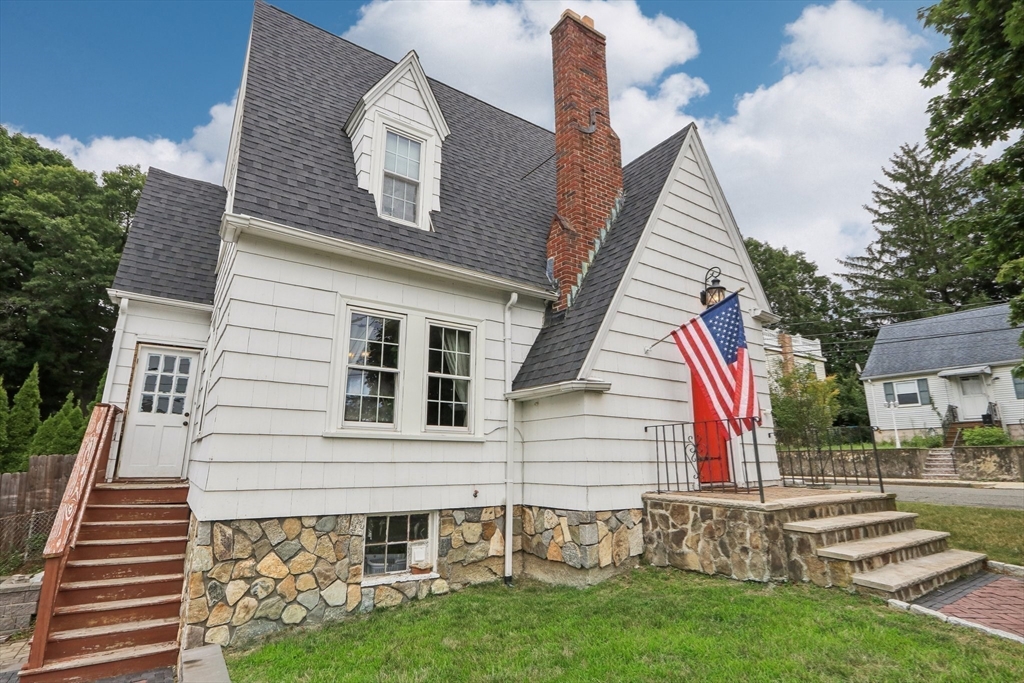 59 Hemlock Rd