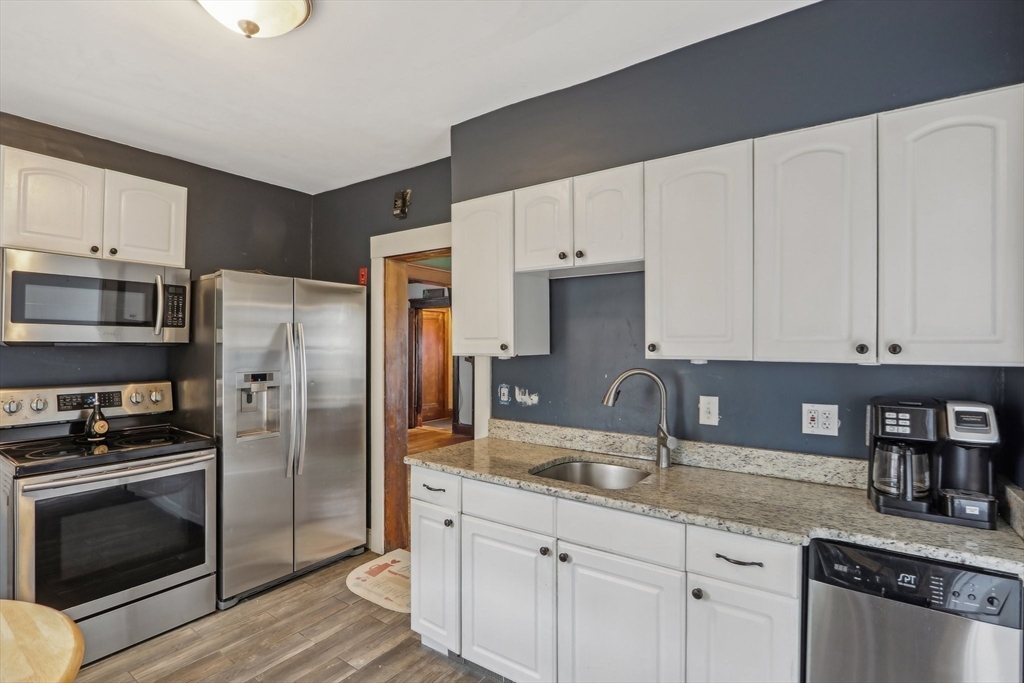 59 Hemlock Rd
