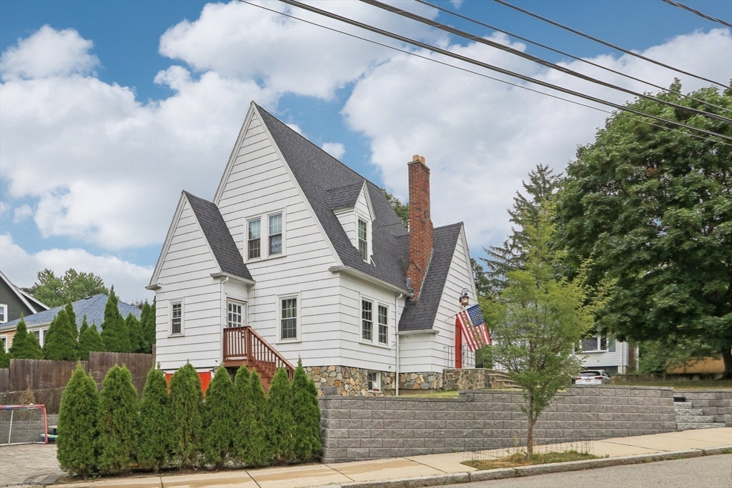 59 Hemlock Rd