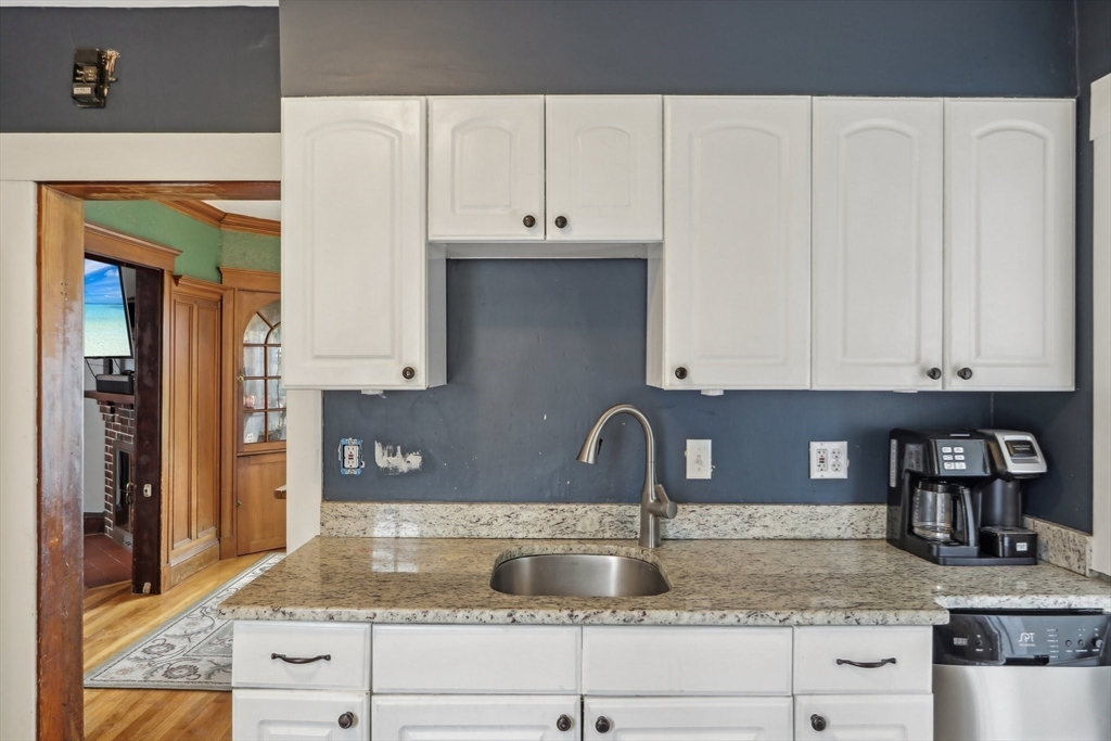 59 Hemlock Rd