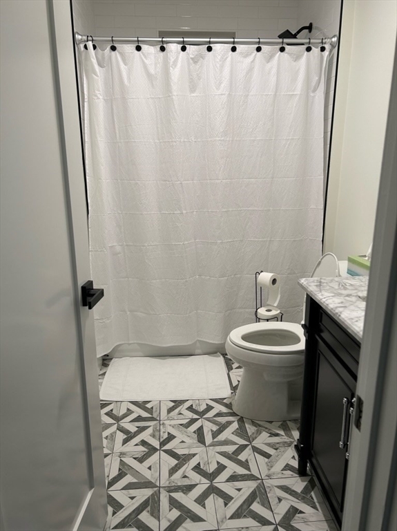 11 Seymour Ave # 3