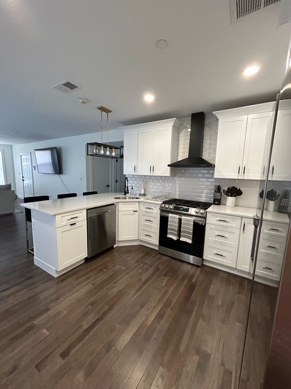 11 Seymour Ave # 3