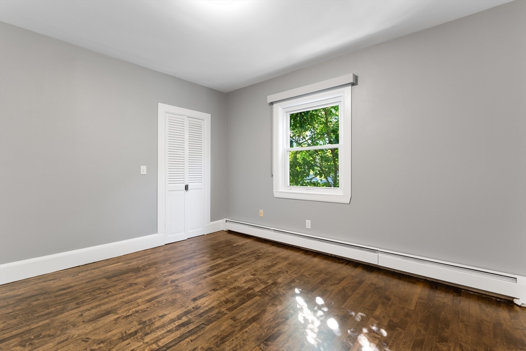 66 Hooper St # 4