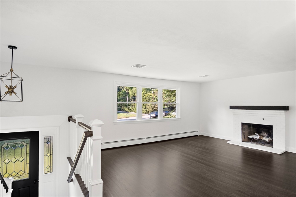 14 Crabapple Ln