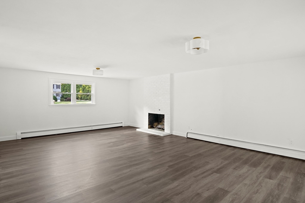 14 Crabapple Ln