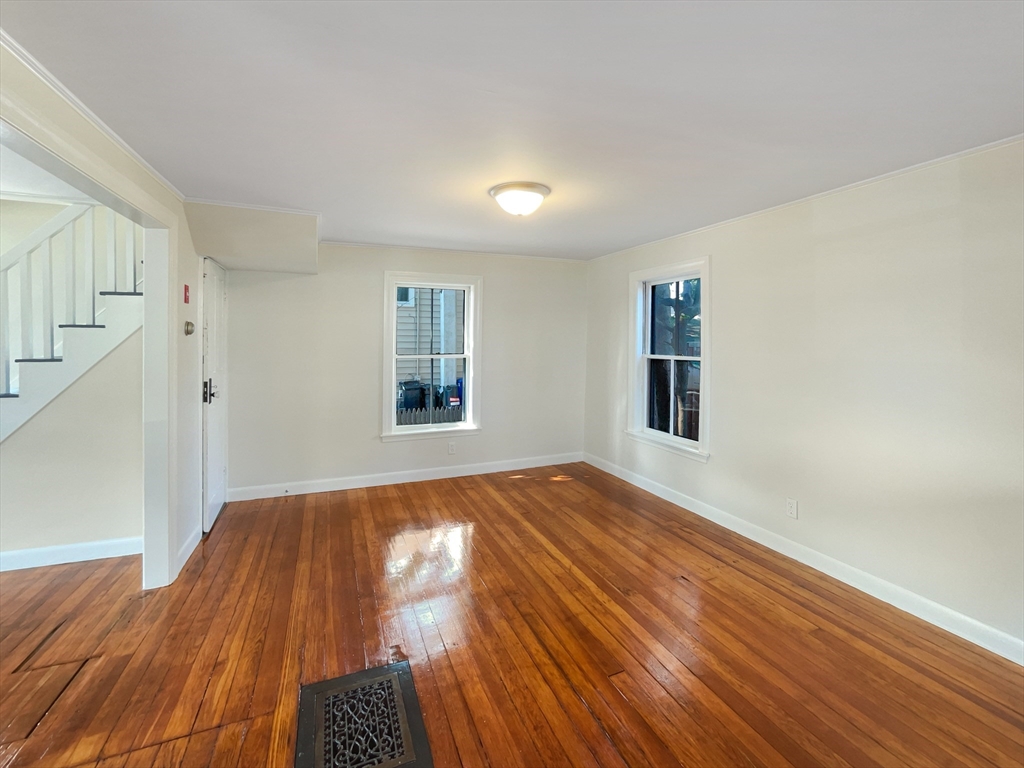 92 Turner St