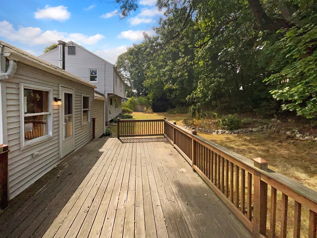 36 Fort Meadow Dr