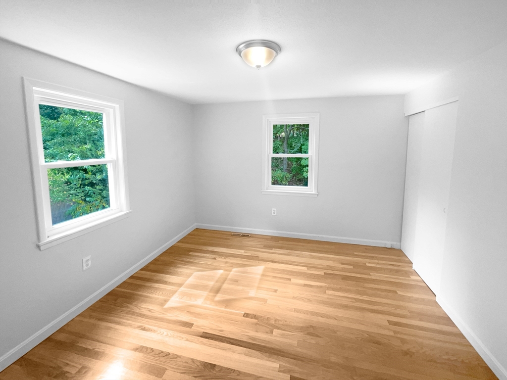 36 Fort Meadow Dr