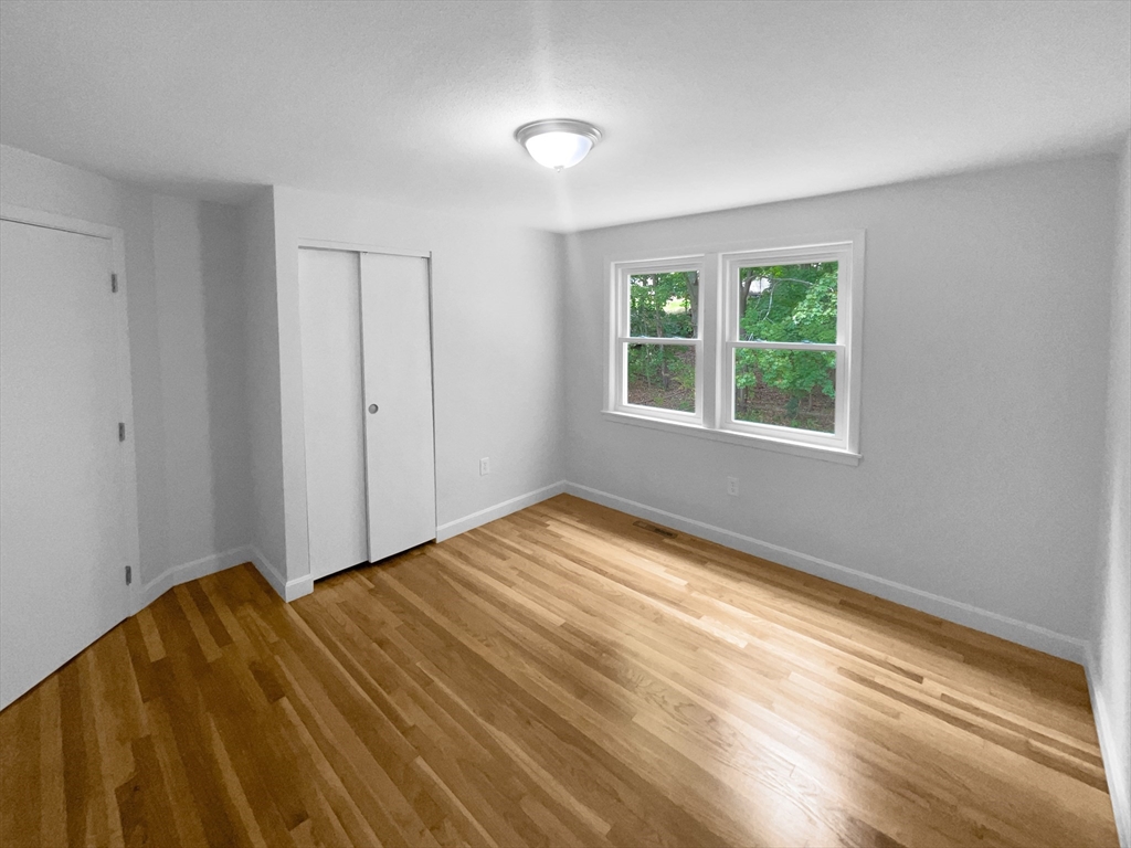 36 Fort Meadow Dr