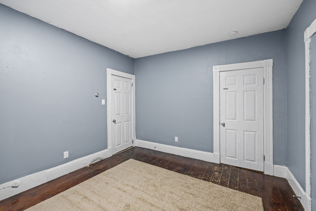 22-24 Linden St
