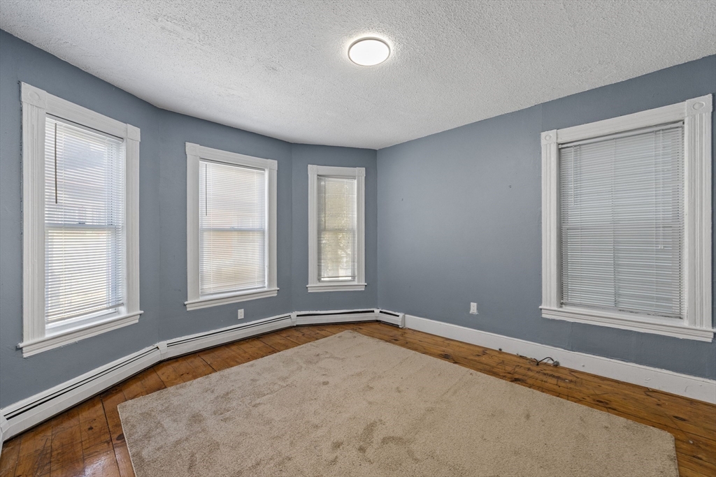 22-24 Linden St