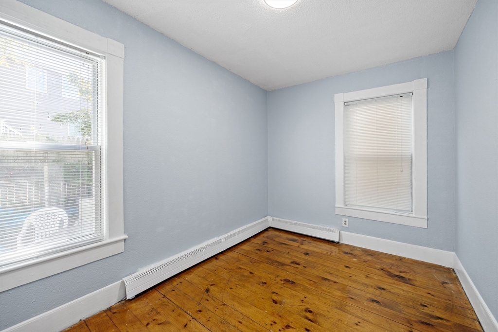 22-24 Linden St