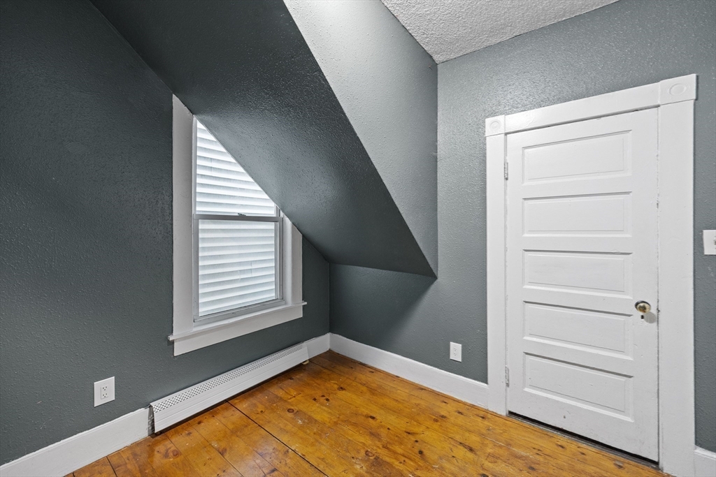 22-24 Linden St