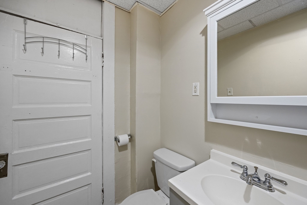 22-24 Linden St