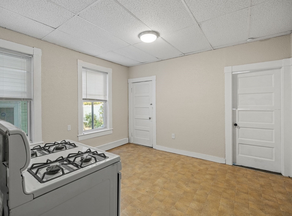 22-24 Linden St