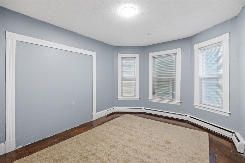 22-24 Linden St
