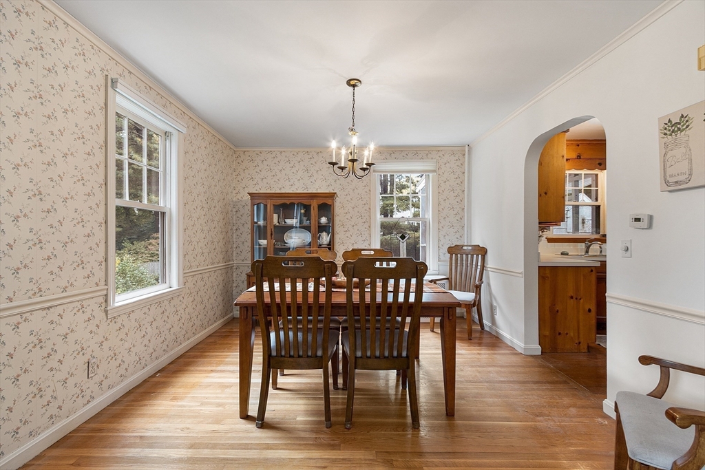 11 Lane Avenue