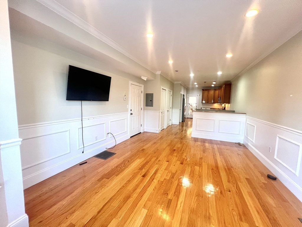 1422 Columbia Rd # 1